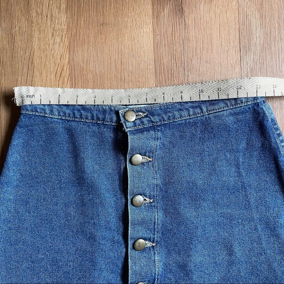 American Apparel Button Front Denim Skirt - Picture 10 of 10